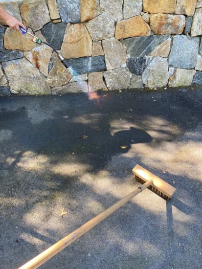 Southborough Massachusetts Driveway Sealcoating