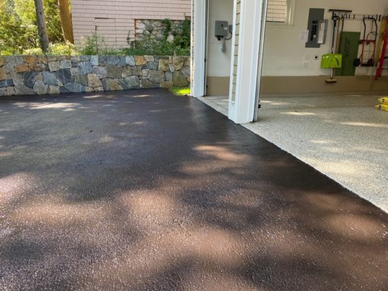 Southborough Massachusetts Driveway Sealcoating