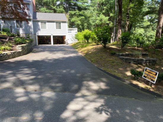 Westborough MA driveway sealcoating