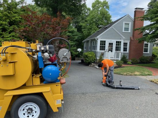 Worcester MA driveway sealcoating with expert edging