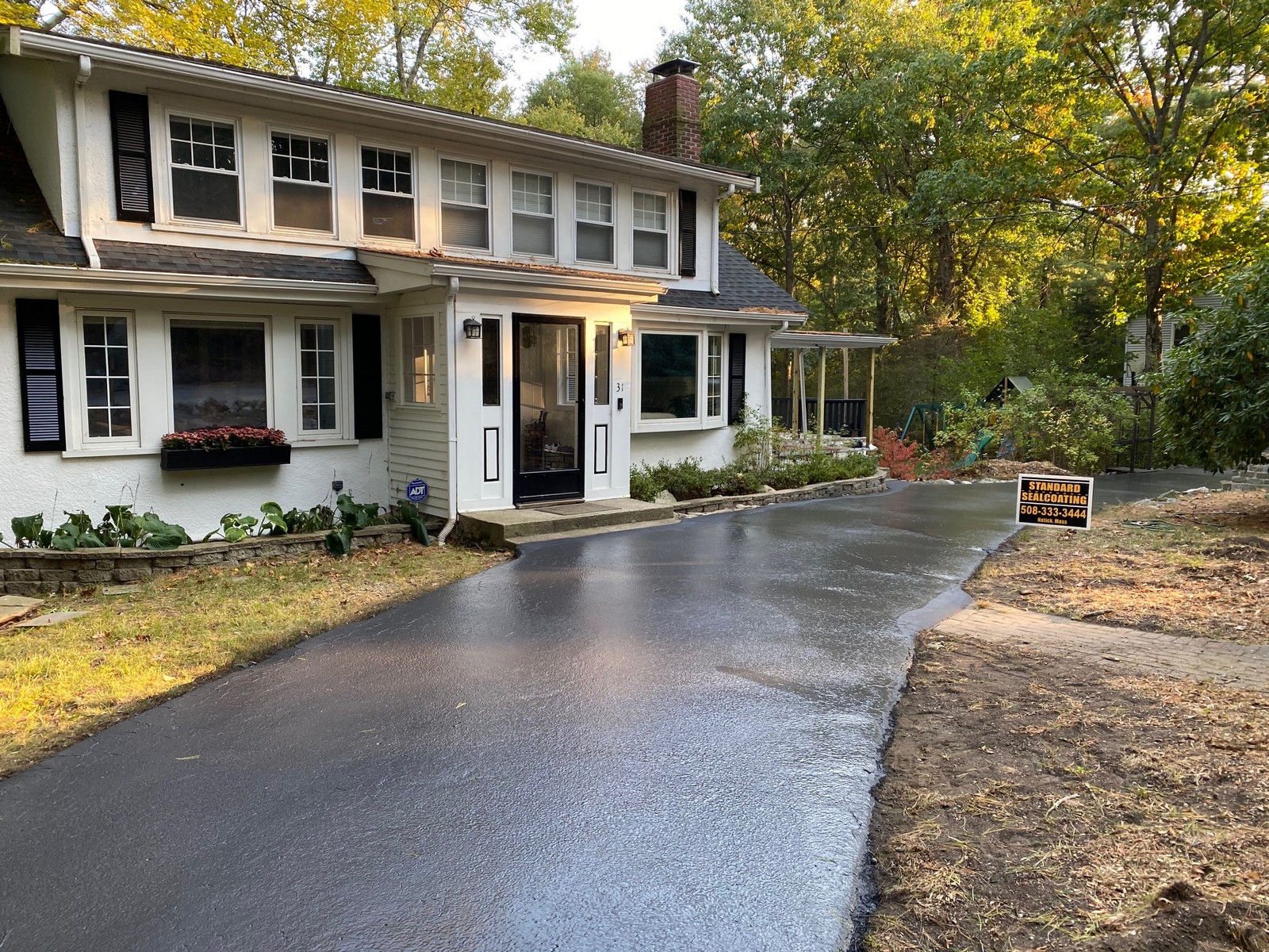 Driveway Sealcoating Worcester Massachusetts