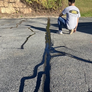 Asphalt Crack Filling in Massachusetts