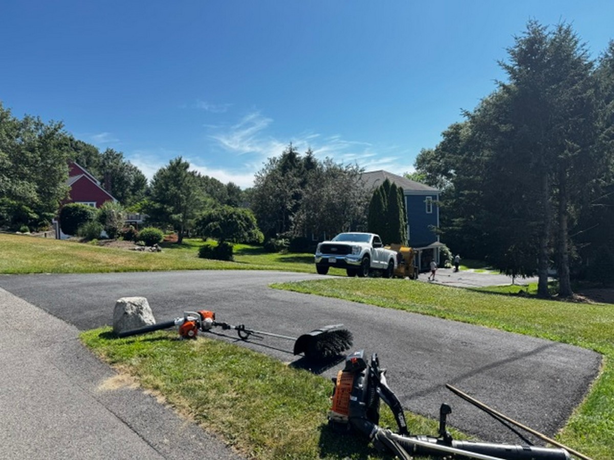 Driveway prep work & Sealcoating in Westborough, Massachusetts