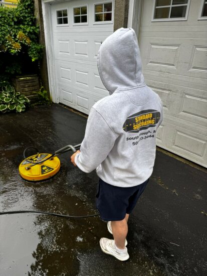 Pressure Washing Algae In Newton Massachusetts