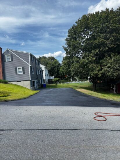 Driveway Crack Repair and Sealcoating, Hopkinton MA