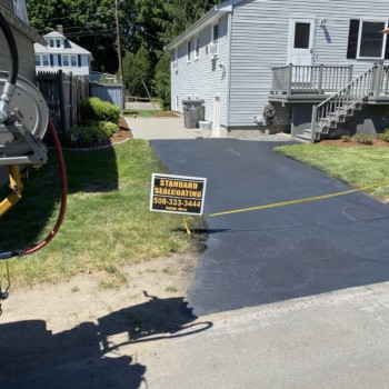 Driveway Sealcoating in Shrewsbury Massachusetts