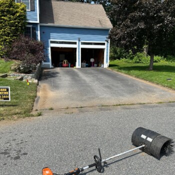 Driveway Sealcoating Company in Shrewsbury, Massachusetts