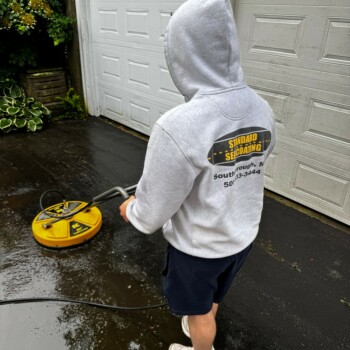 Pressure Washing Algae In Newton Massachusetts