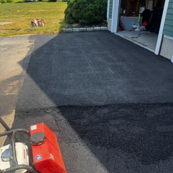 Asphalt Repair and Sealcoating in Westborough Massachusetts